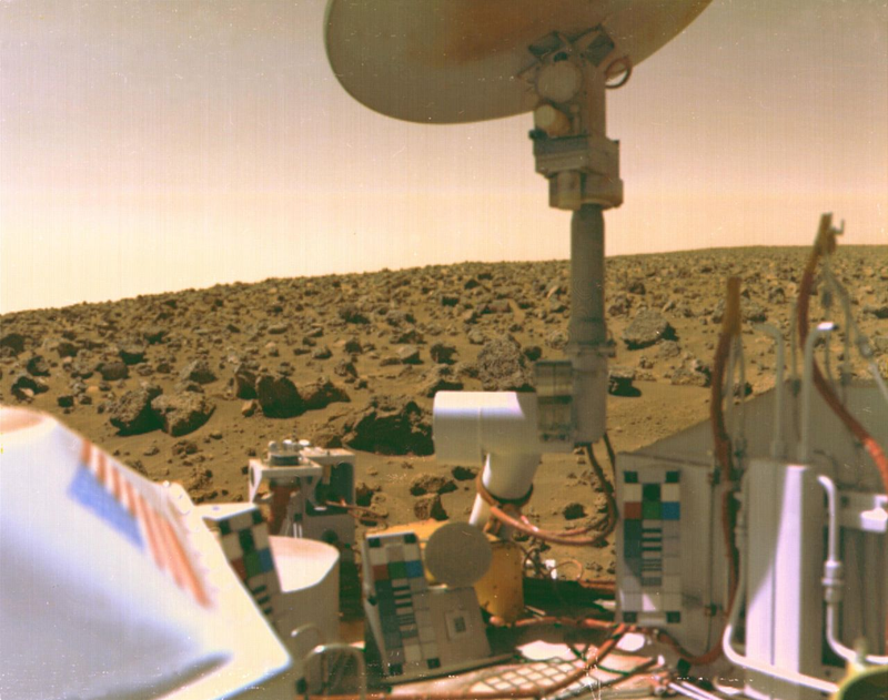 Vista de Marte, desde la Viking Lander I. Wikimedia Commons